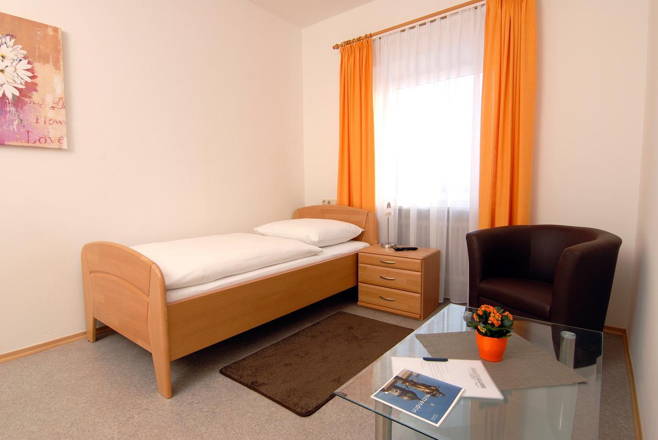 Garni Hotel Leitl Gmbh Eggenfelden Pokoj fotografie